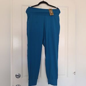 Oalka leggens pants size M‎
